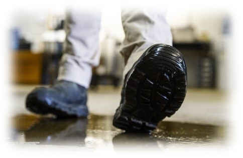 slippery-oily-floor.jpg slippery-oily-floor.jpg