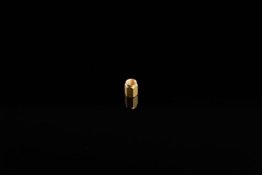 Compression fitting
